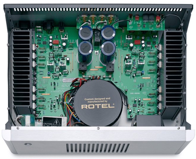 Here's a look inside the Rotel RB-1552 MkII with the large transformer common to power amps.
